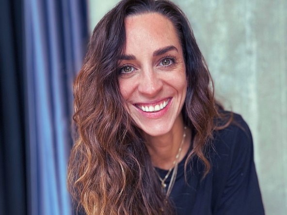 laura warby